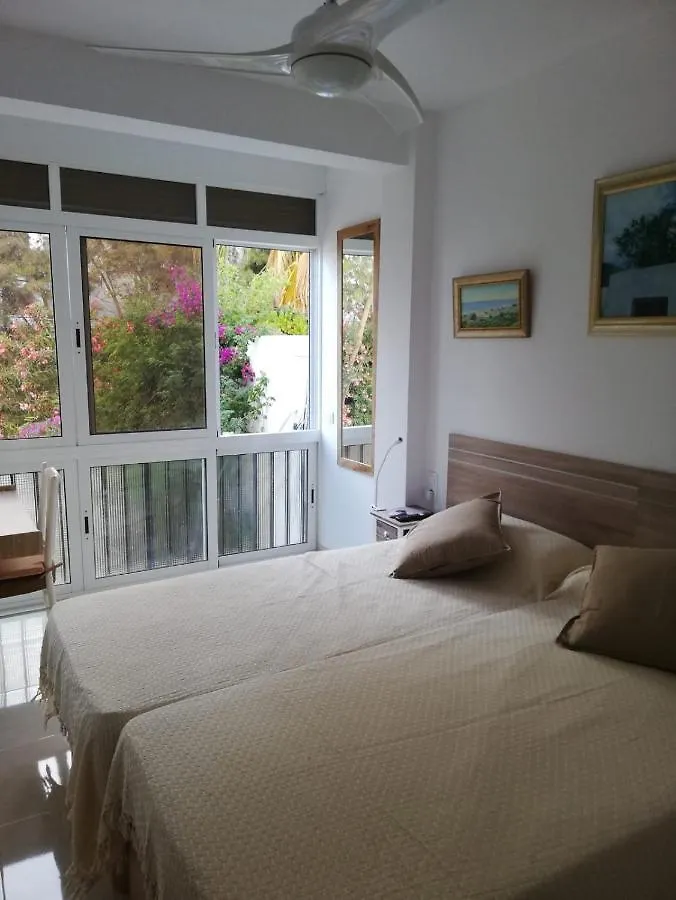 Ferienwohnung Apartamento A Pie De Playa En Marbella- Calahonda Mijas Apartment